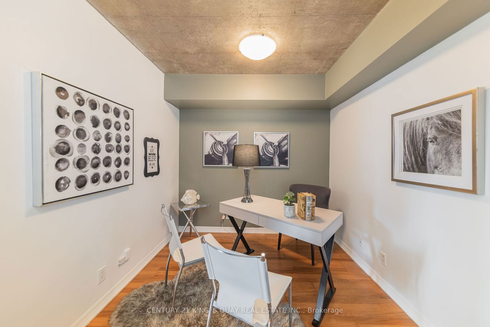 22 Wellesley St E, unit 1802 for sale - image #1