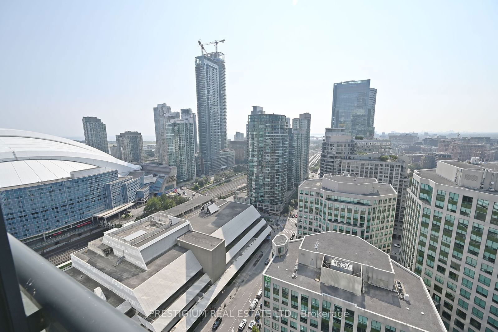 300 Front St W, unit 2601 for rent