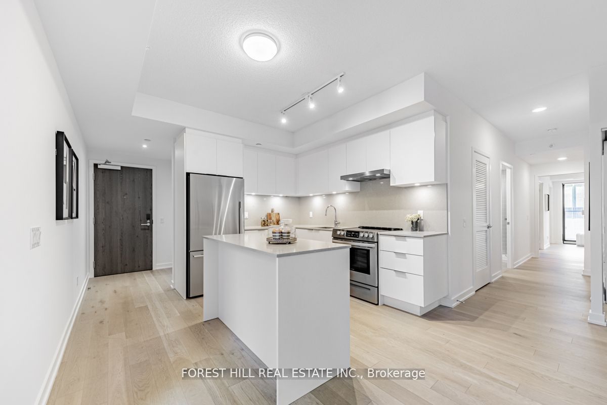 25 Richmond St E, unit 323 for sale