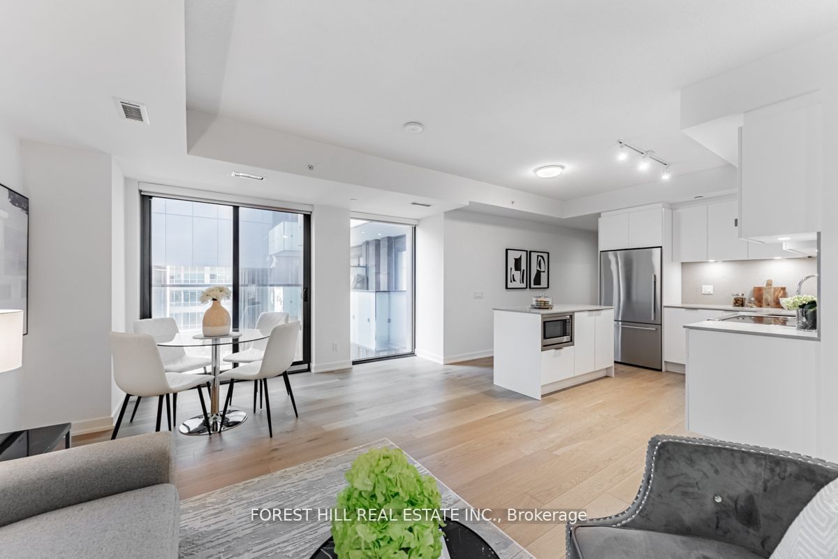 25 Richmond St E, unit 323 for sale