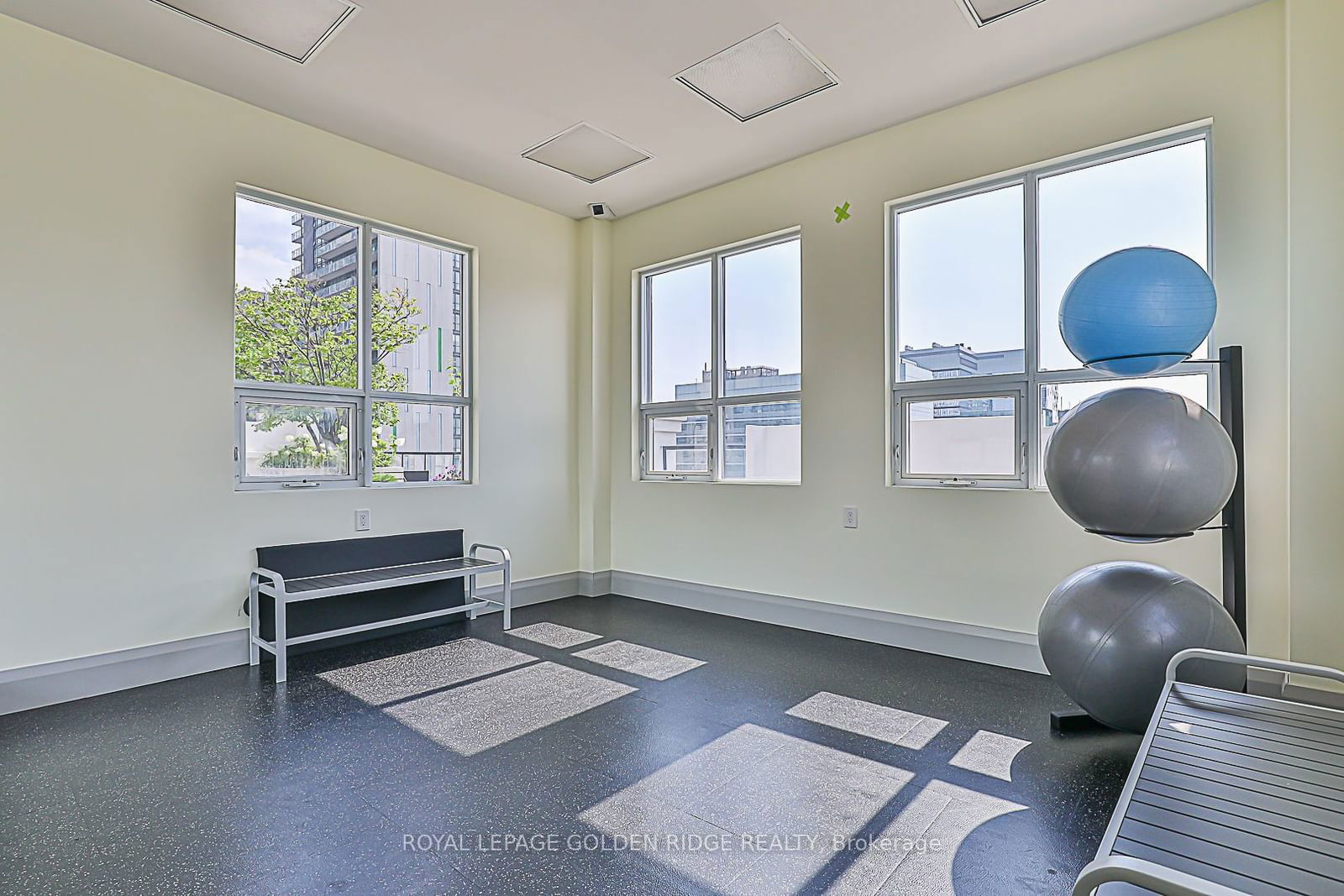 801 Bay St, unit 1103 for sale - image #25