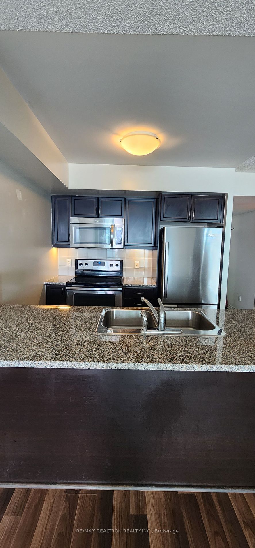 19 Grand Trunk Cres, unit 3115 for rent - image #2