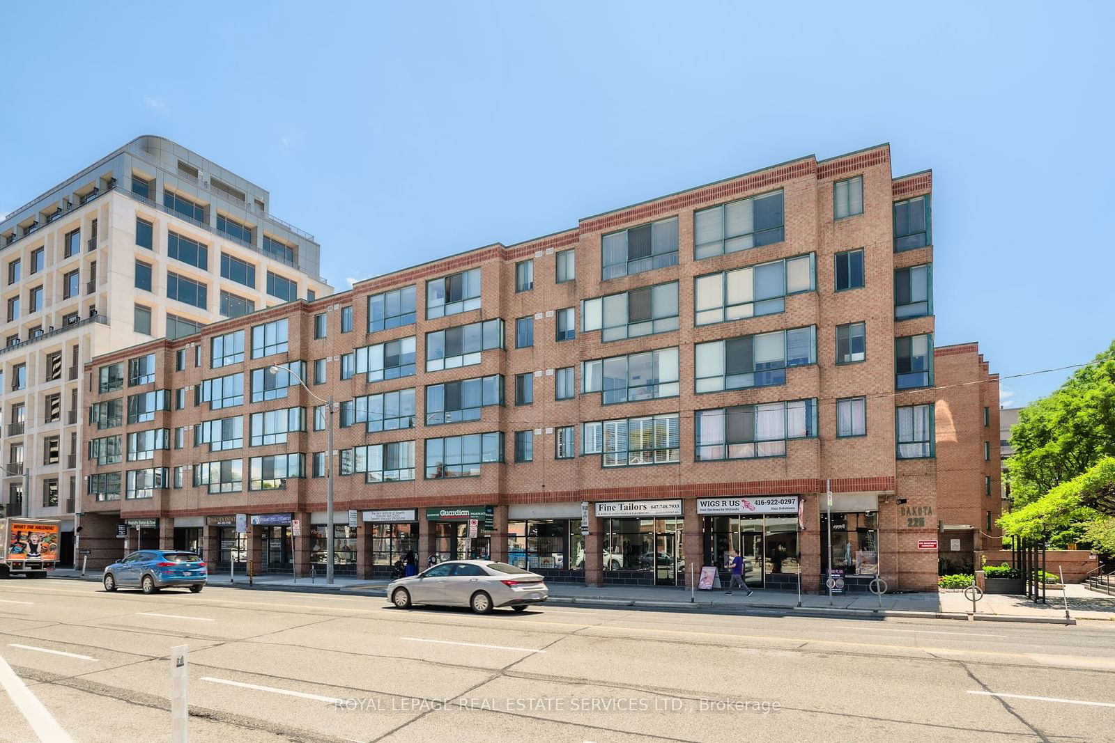 225 Davenport Rd, unit 103 for sale - image #6