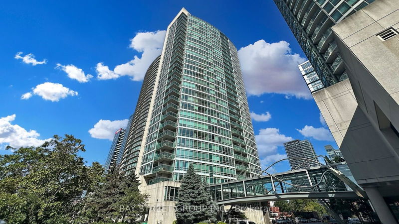 381 Front St W, unit 2501 for rent