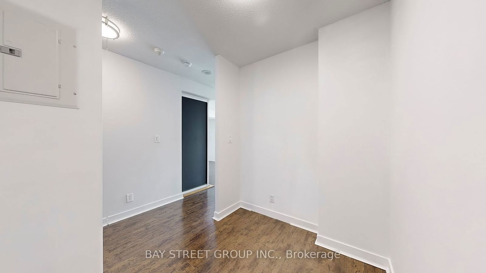 381 Front St W, unit 2501 for rent - image #13