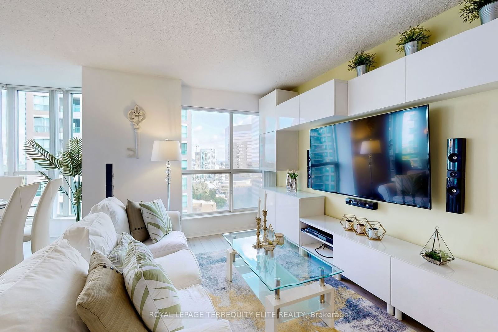 23 Lorraine Dr, unit 1912 for sale - image #12