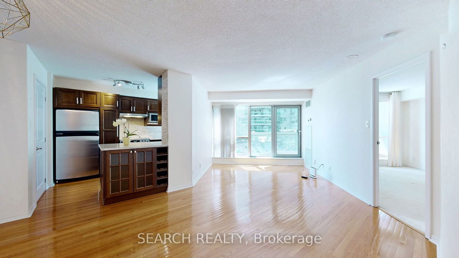 10 Yonge St, unit 413 for sale - image #8