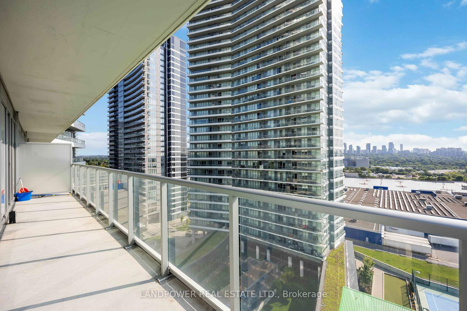 115 McMahon Dr, unit 1110 for sale - image #23