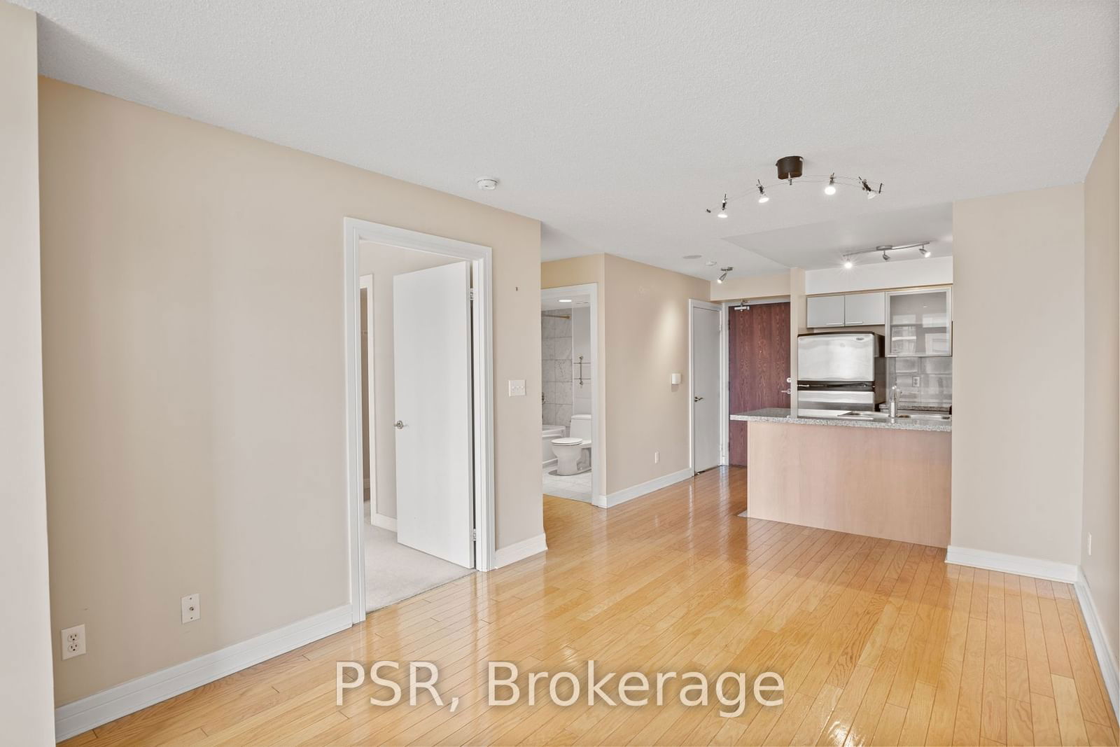 16 Harrison Garden Blvd, unit 1105 for rent - image #1