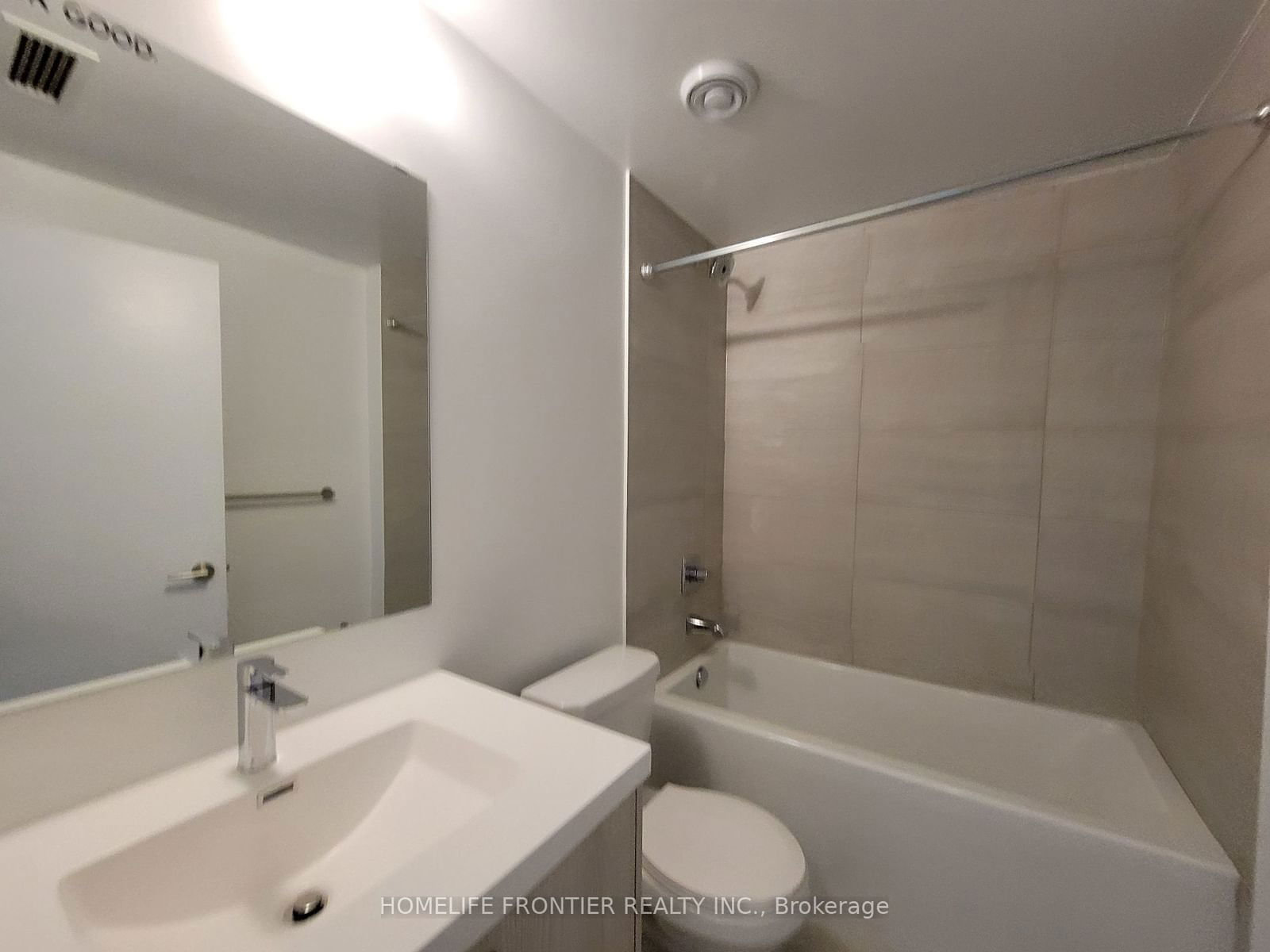 77 Mutual St, unit 412 for rent - image #7