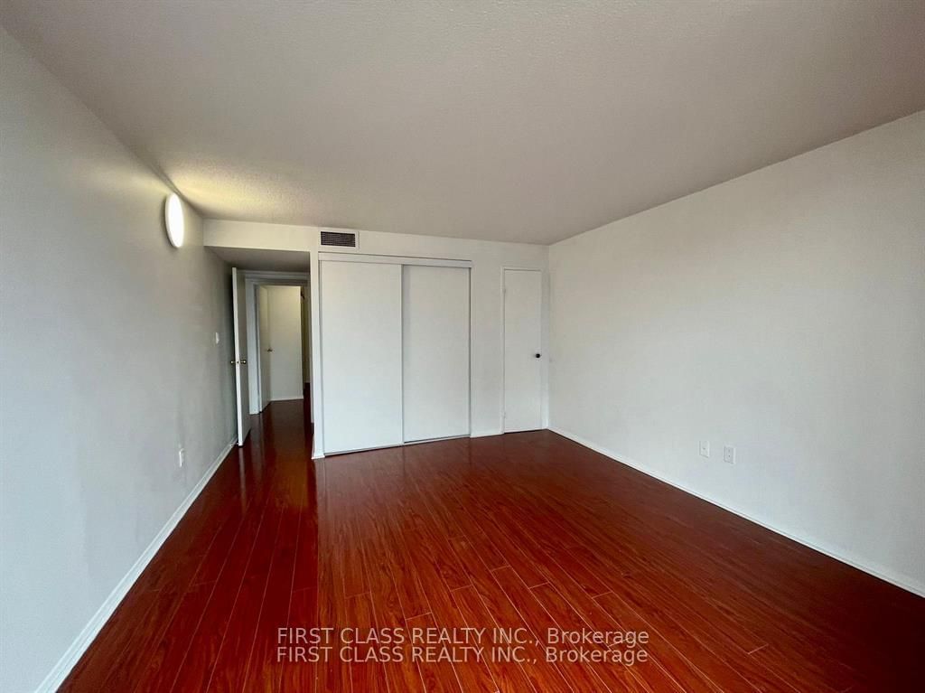 188 Spadina Ave, unit 806 for rent - image #8