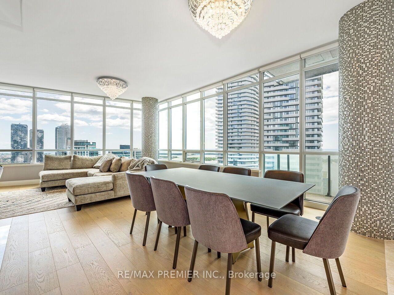 65 Bremner Blvd, unit 5104 for sale - image #10