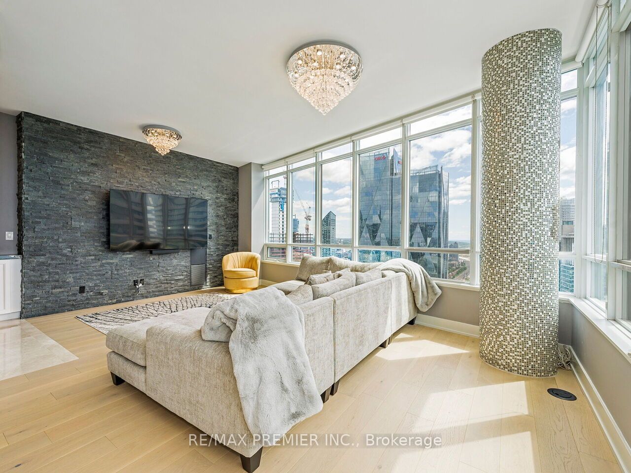 65 Bremner Blvd, unit 5104 for sale - image #11