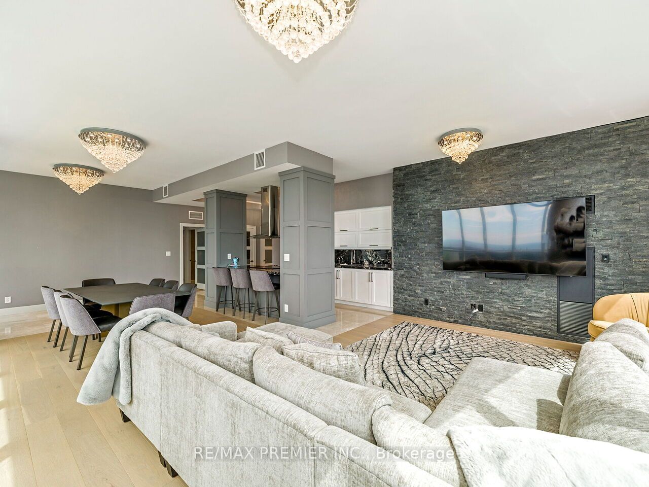 65 Bremner Blvd, unit 5104 for sale - image #12