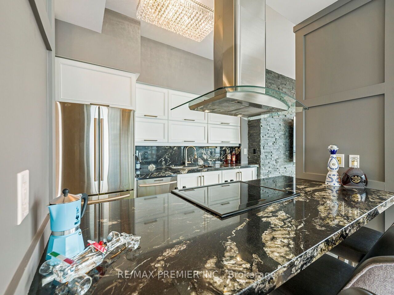 65 Bremner Blvd, unit 5104 for sale - image #7