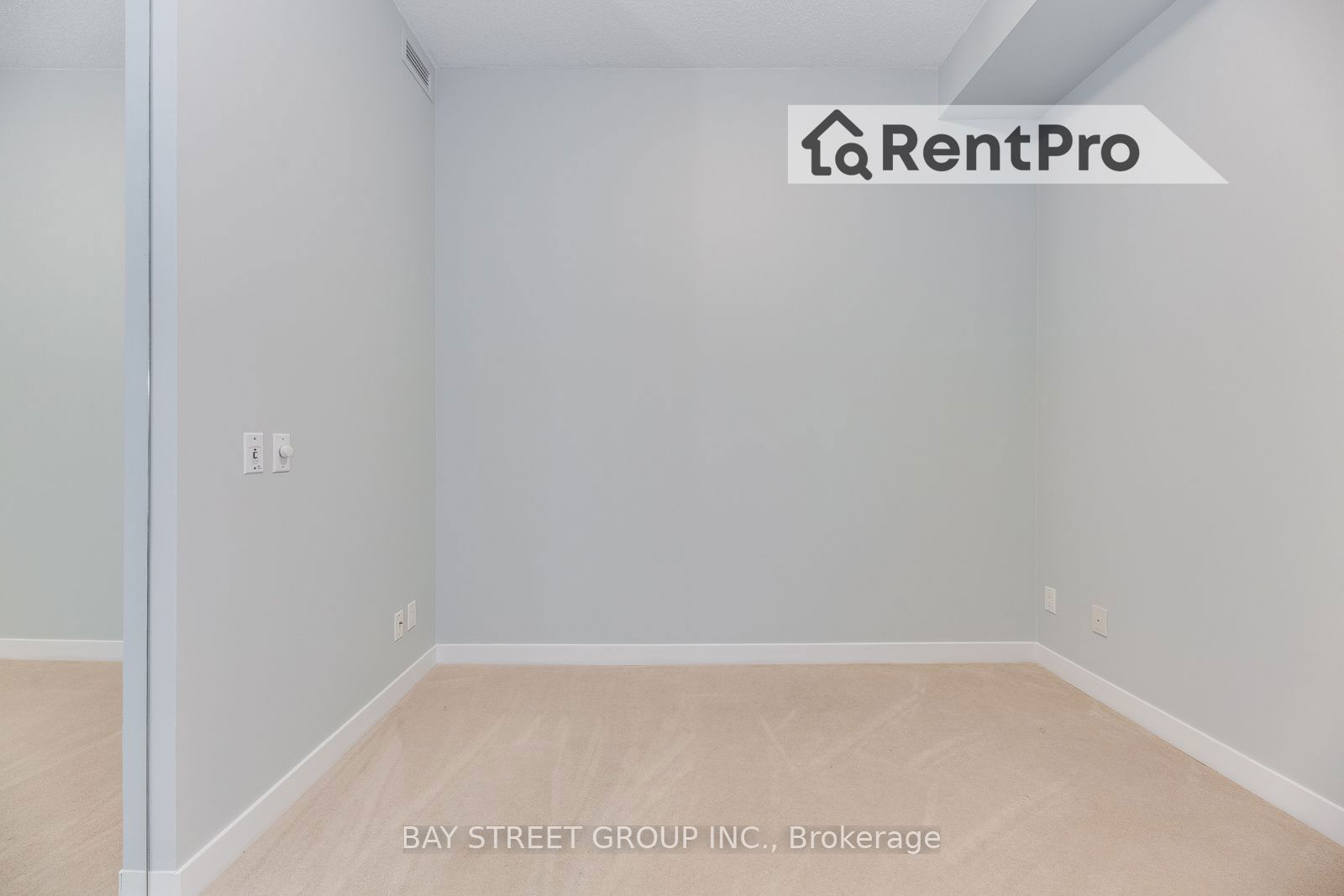 770 Bay St, unit 1208 for rent - image #13