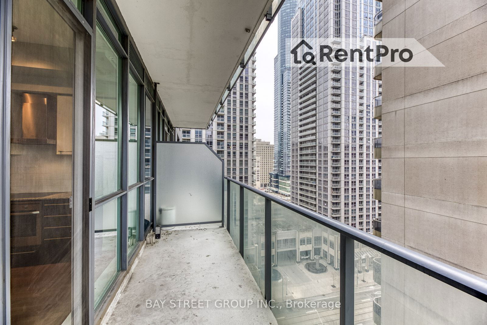 770 Bay St, unit 1208 for rent - image #19