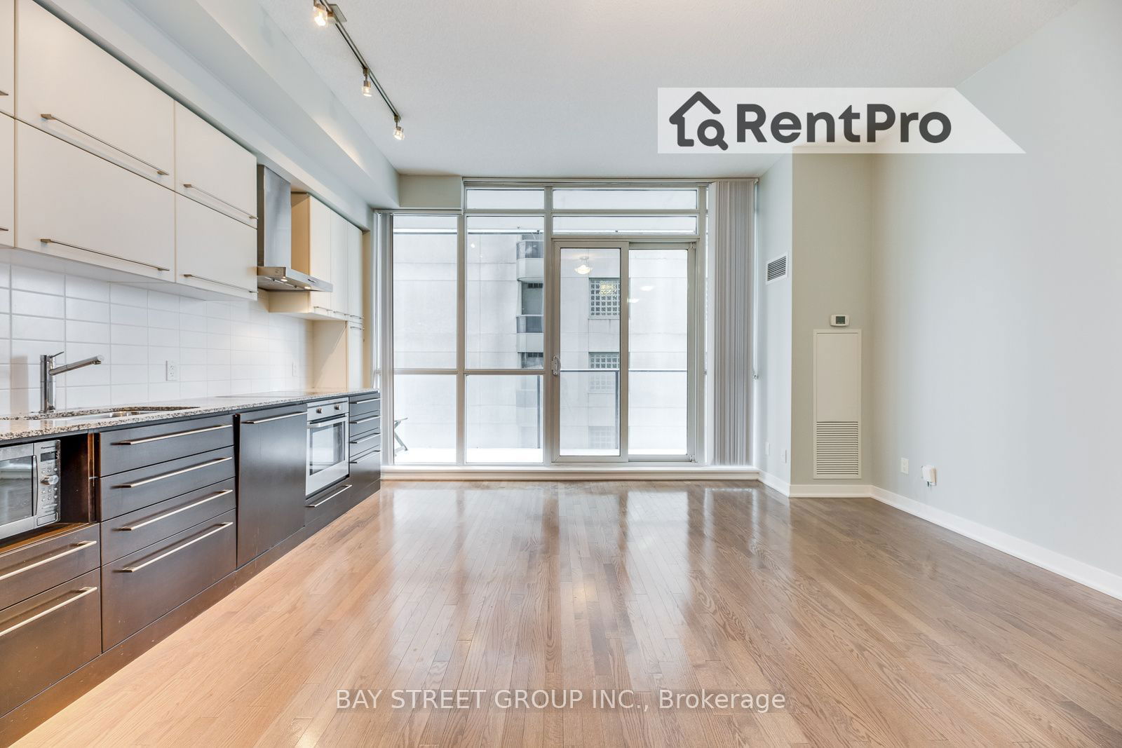 770 Bay St, unit 1208 for rent - image #5