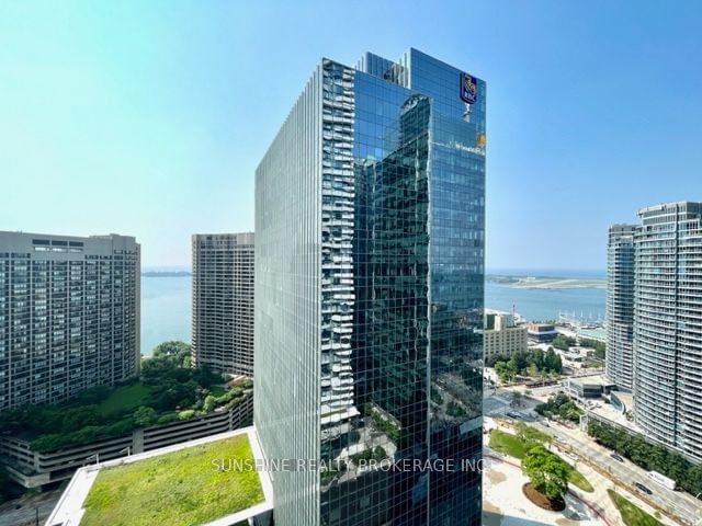 88 harbour St E, unit 3009 for rent