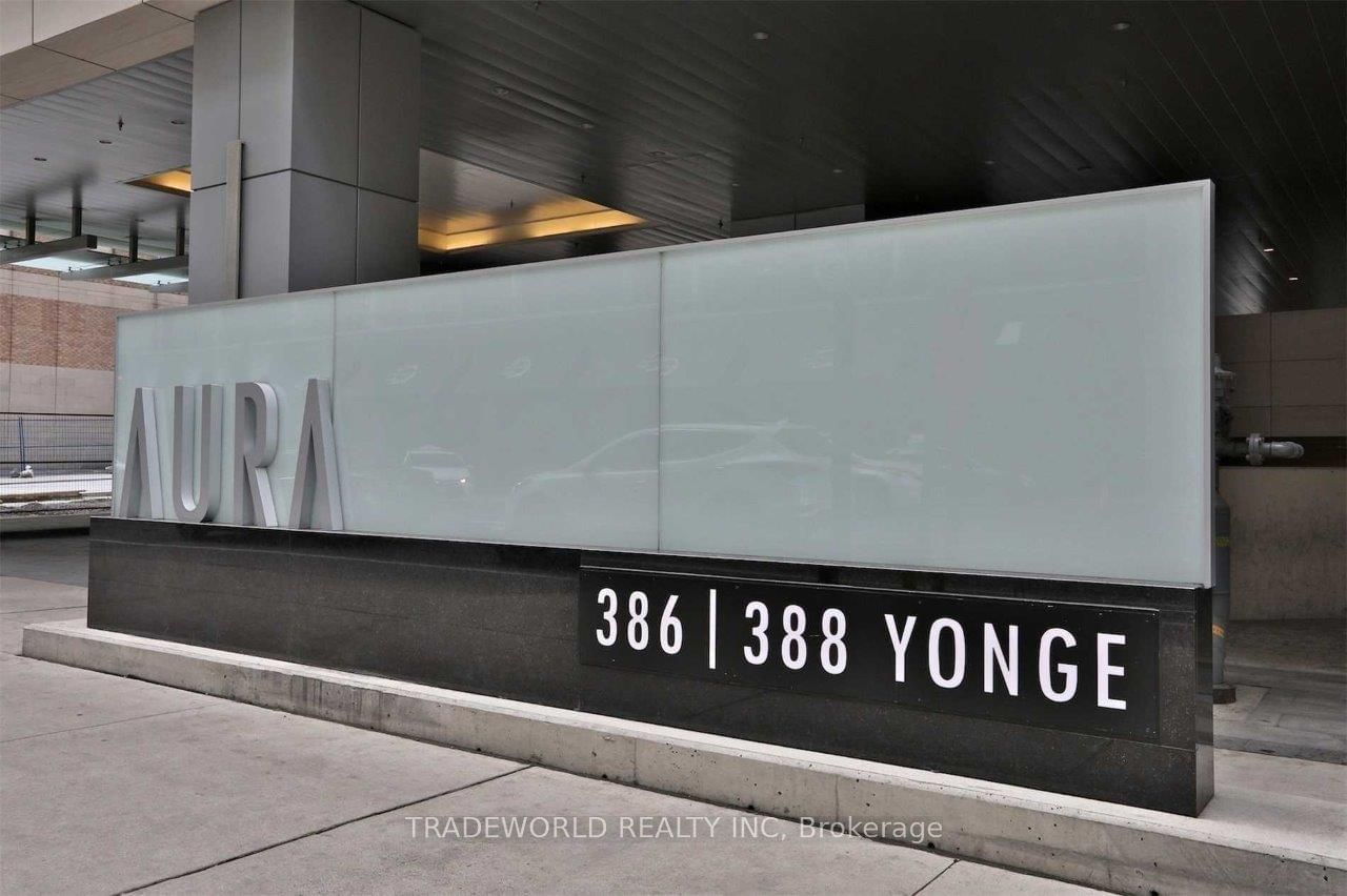 388 Yonge St, unit 6902 for rent