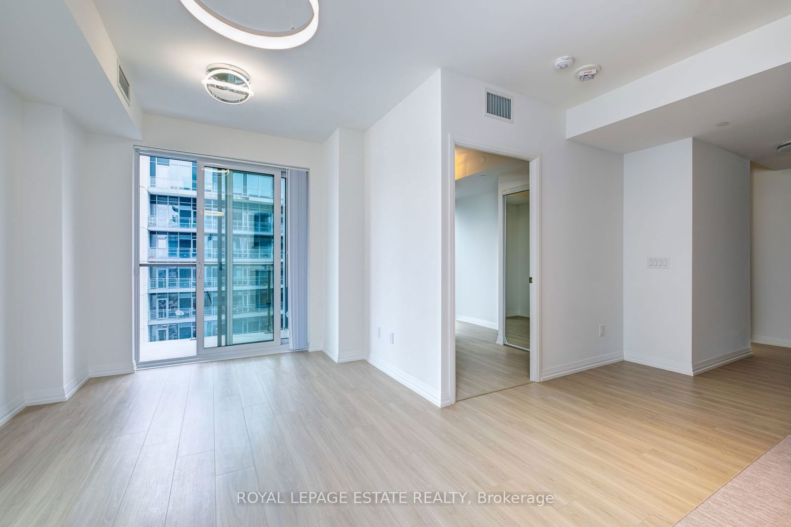 8 Widmer St, unit 4705 for rent - image #12