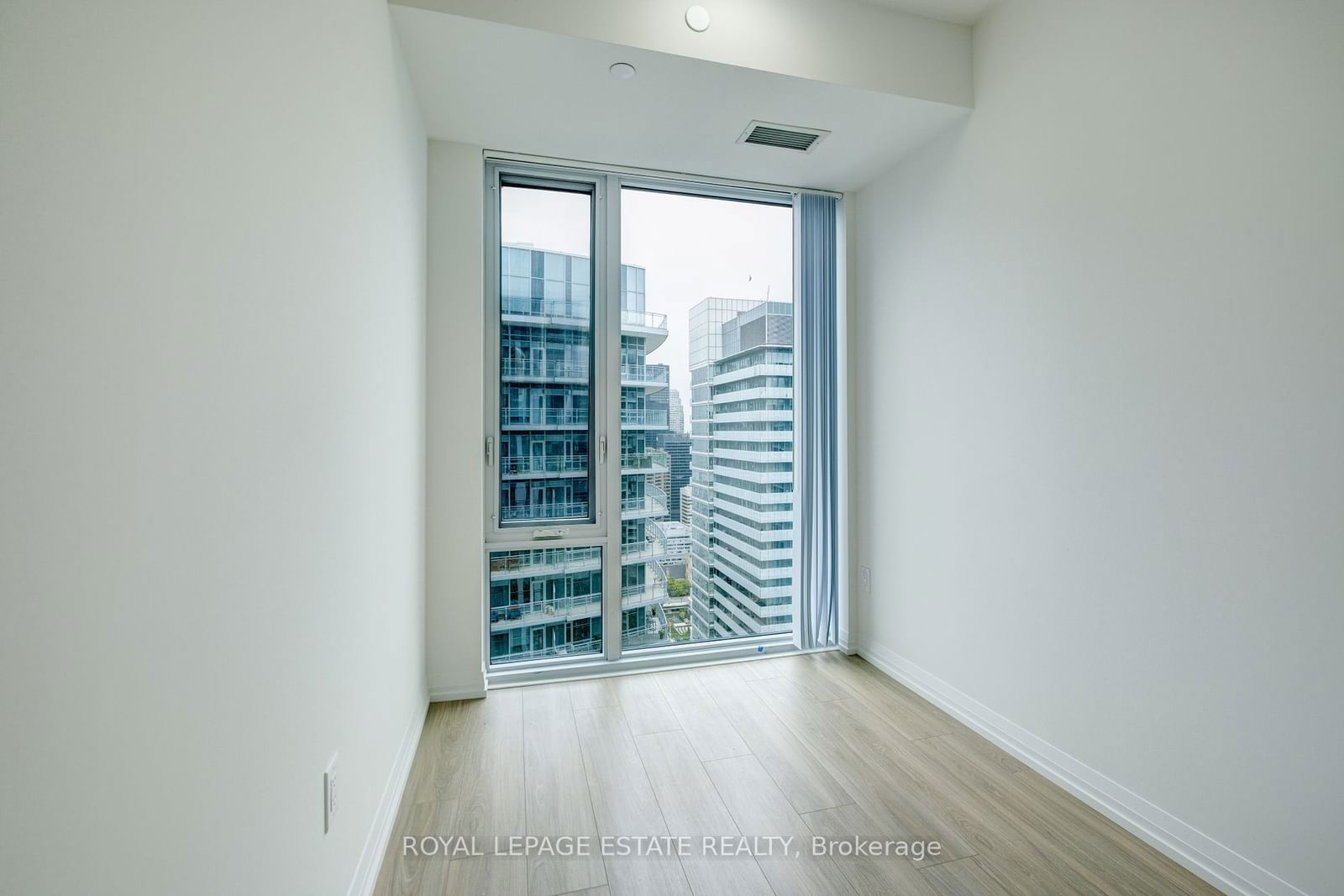 8 Widmer St, unit 4705 for rent