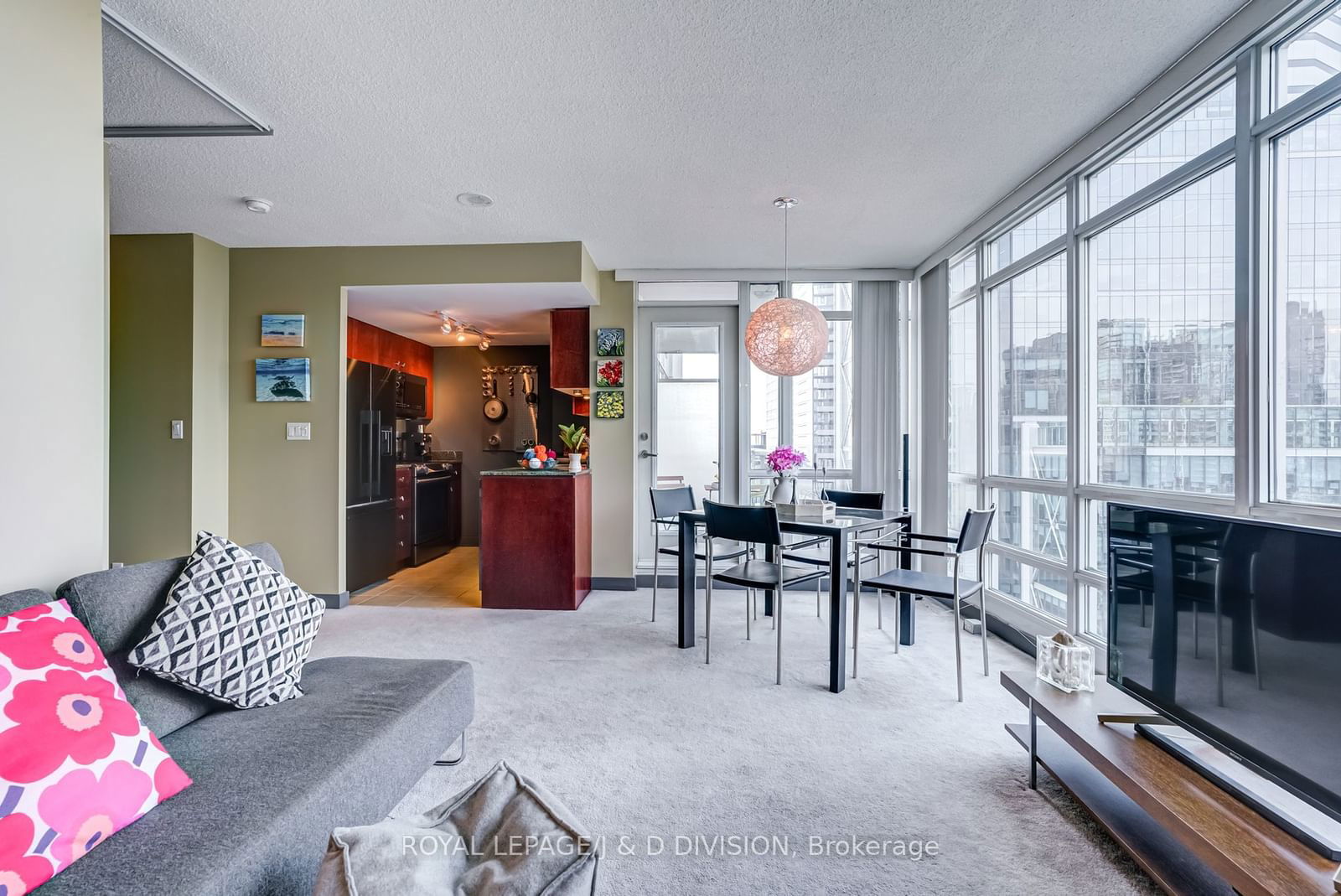 397 Front St W, unit 3606 for sale