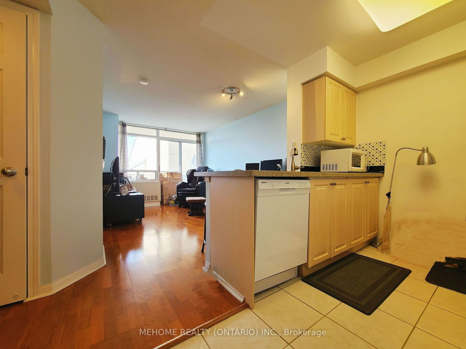 153 Beecroft Rd, unit 608 for rent - image #9