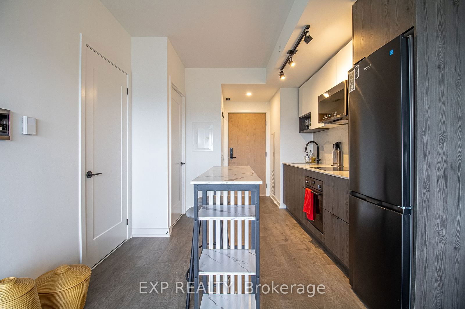 5 Defries St, unit 3211 for rent - image #20