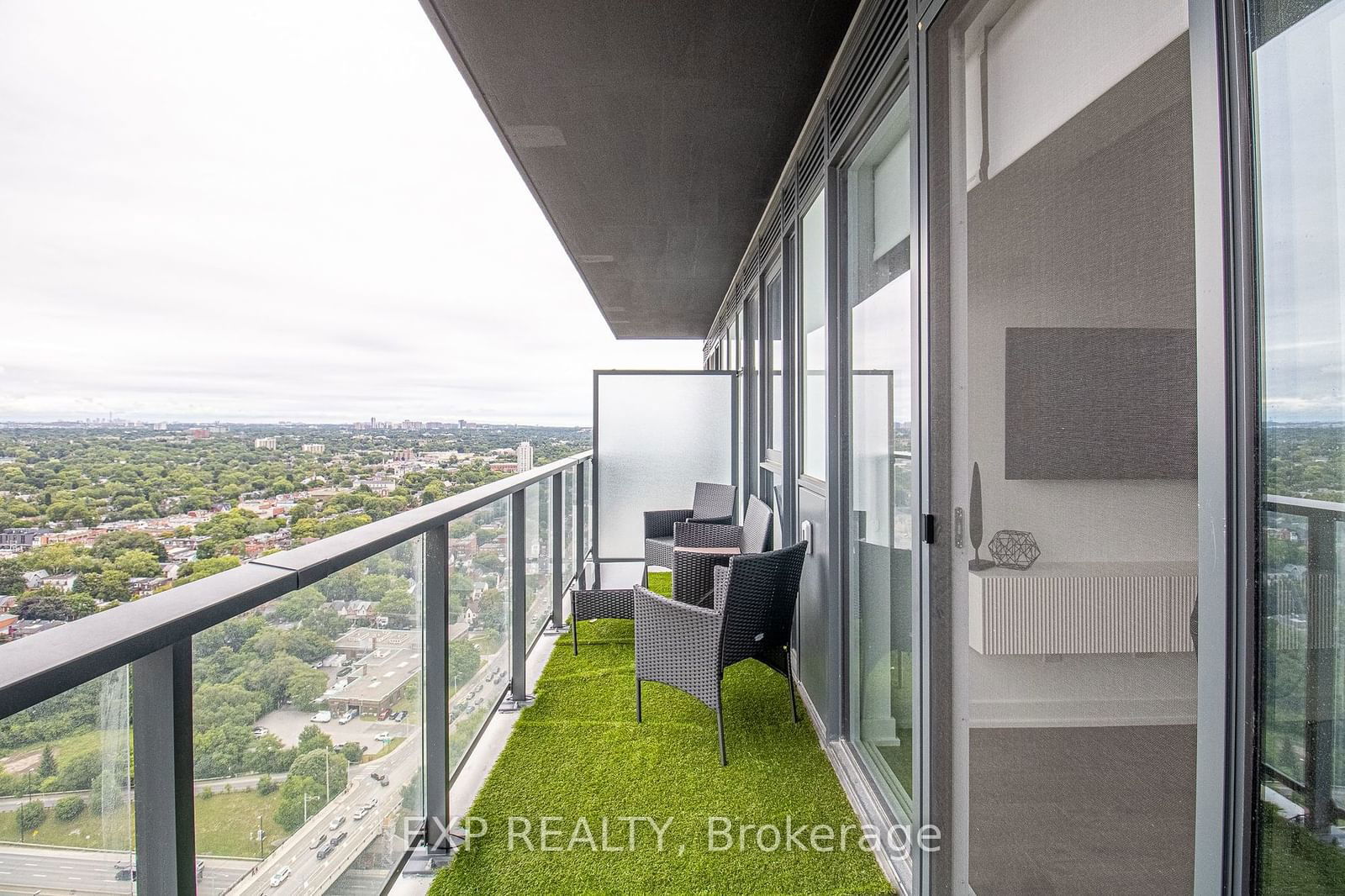 5 Defries St, unit 3211 for rent - image #27