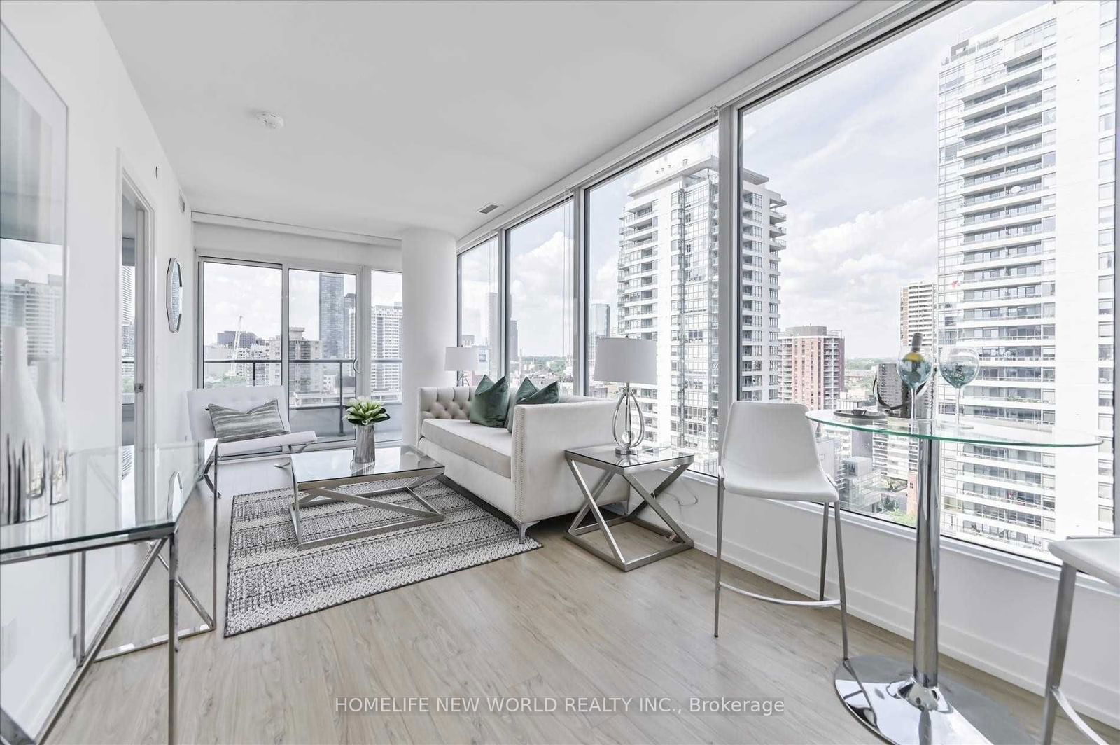 85 Wood St, unit 1812 for rent - image #10