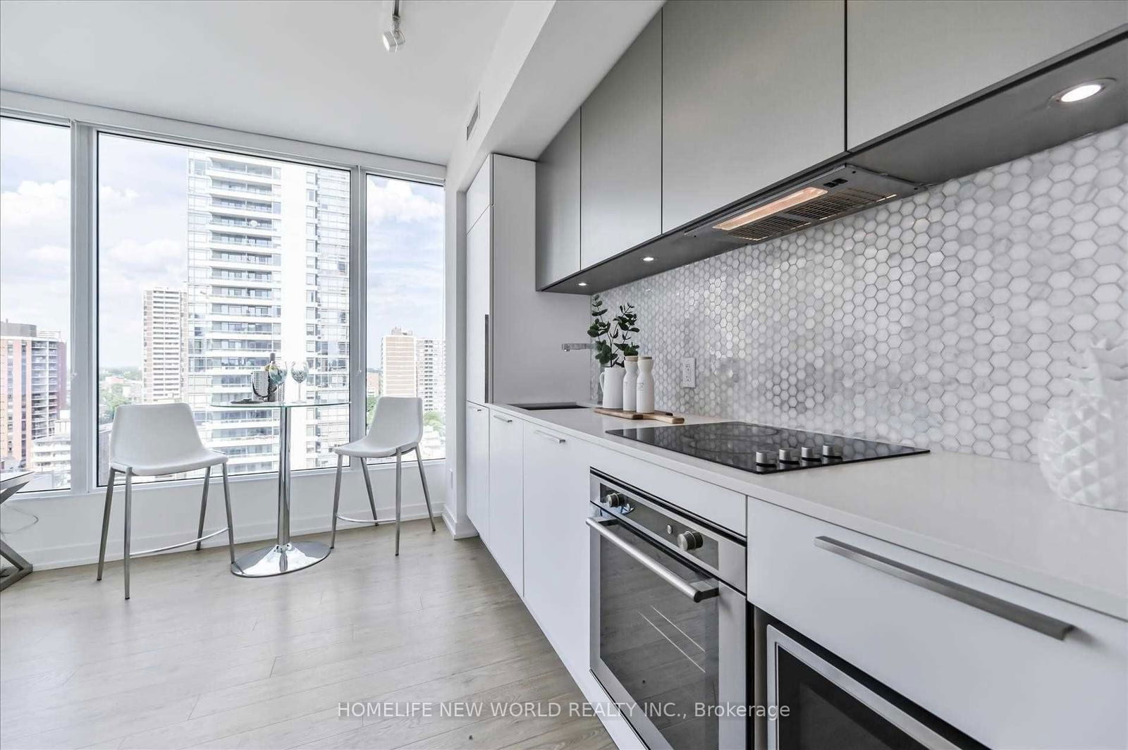 85 Wood St, unit 1812 for rent - image #6