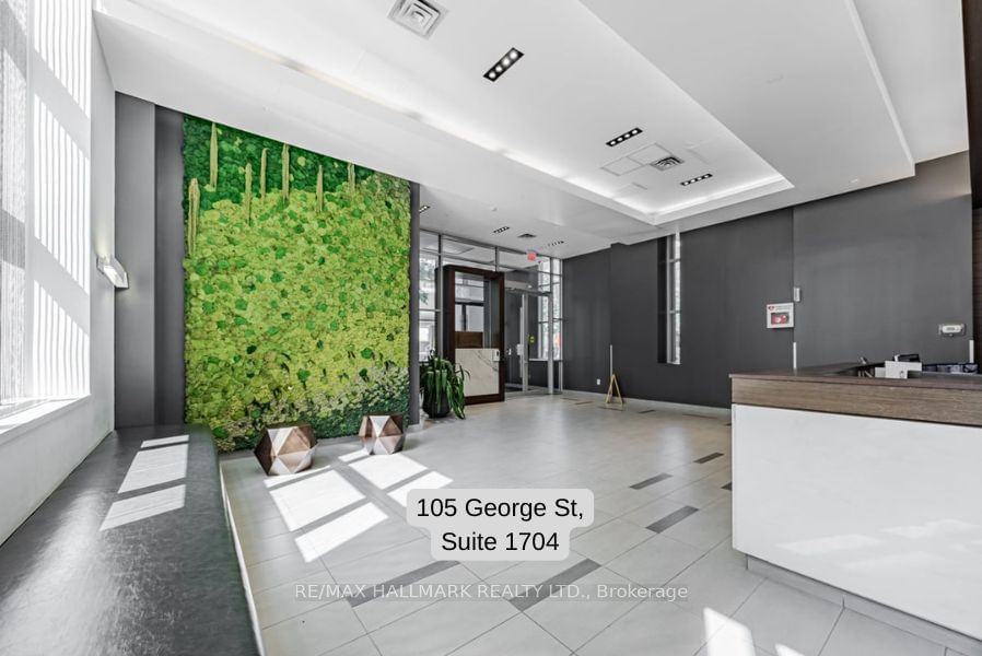 105 George St, unit 1704 for sale