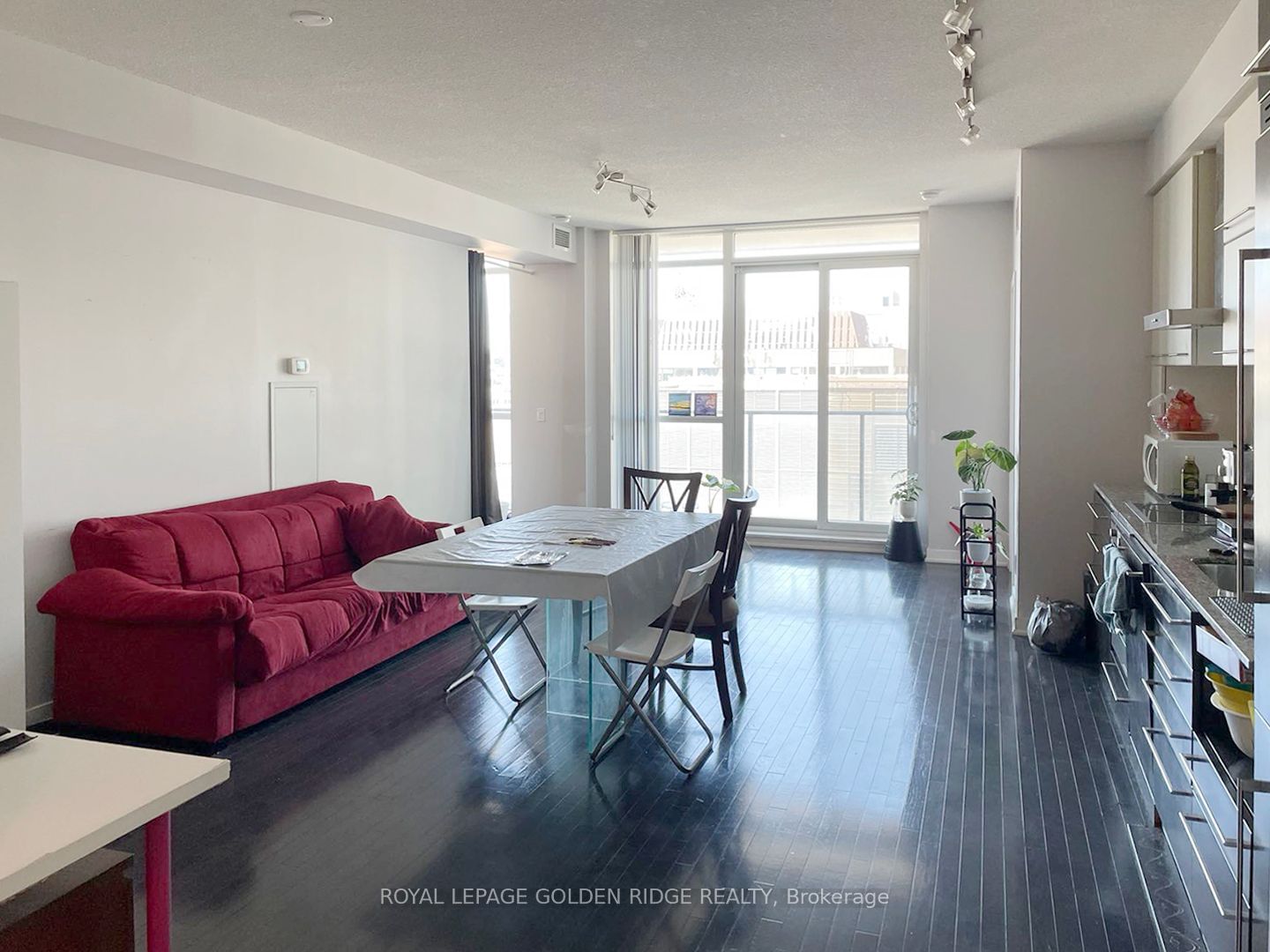 770 Bay St, unit 1513 for rent