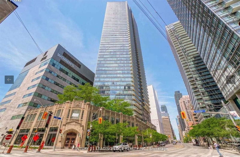 832 Bay St, unit 2505 for rent - image #1