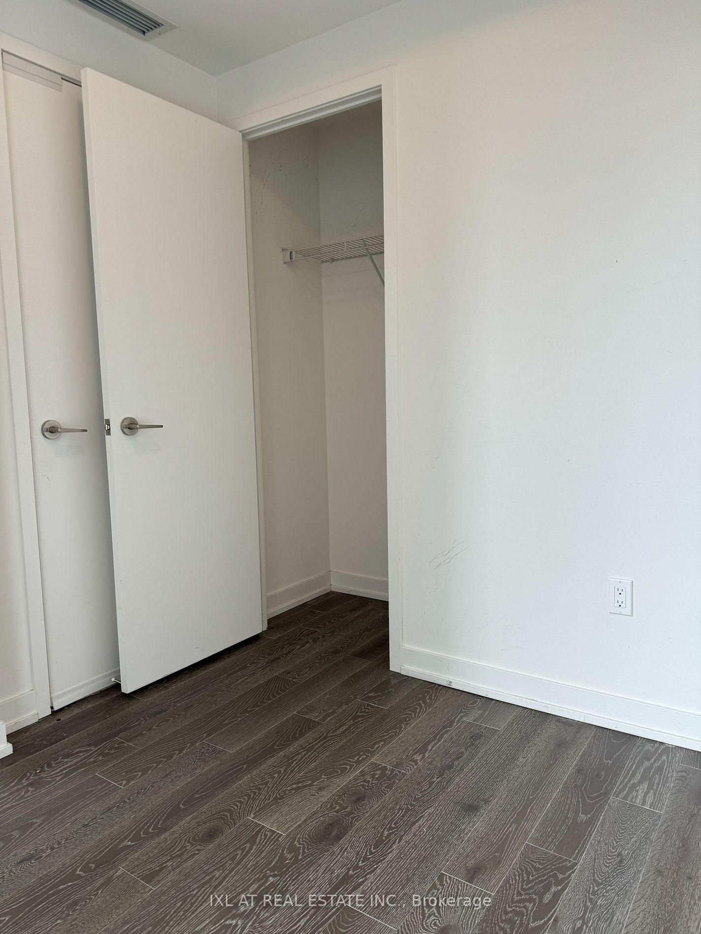 1 Yorkville Ave, unit 3405 for rent - image #6