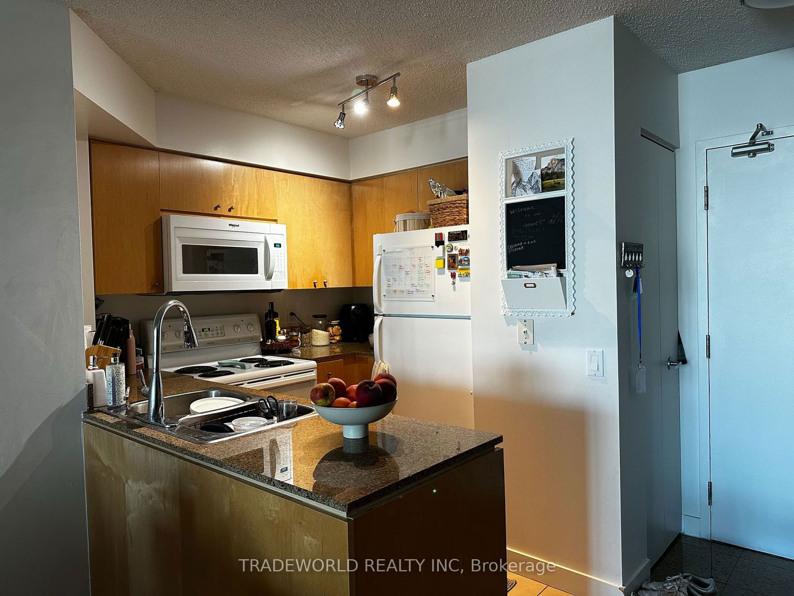 373 Front St W, unit 2806 for rent - image #22