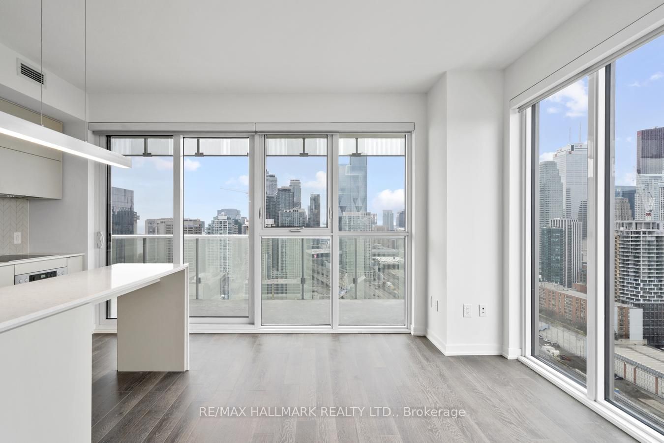 15 Lower Jarvis St, unit 2910 for rent - image #18