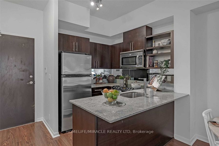 96 Saint Patrick St, unit 204 for rent - image #3