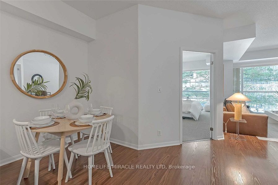 96 Saint Patrick St, unit 204 for rent - image #8