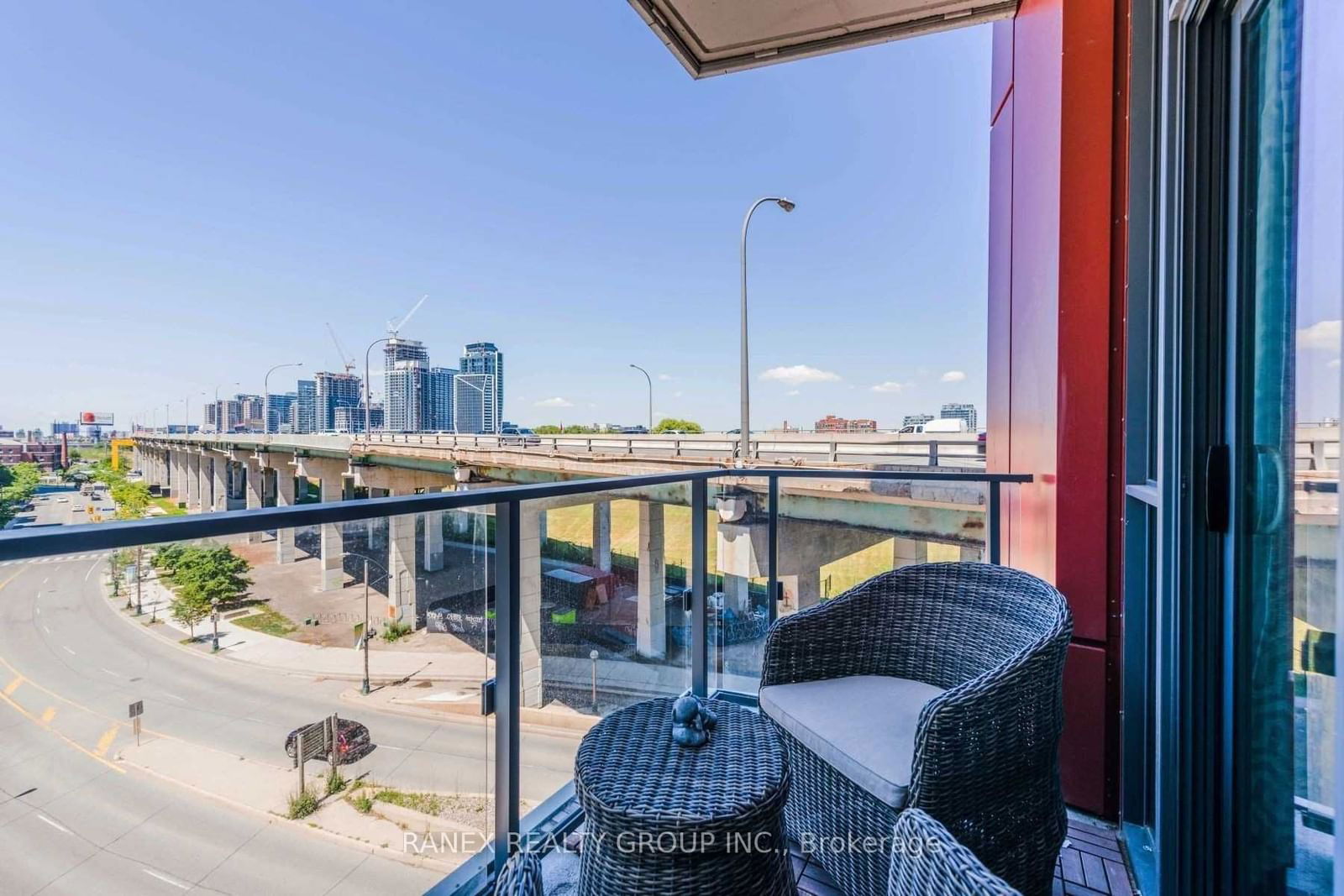 50 Bruyeres Mews St, unit 731 for sale - image #8