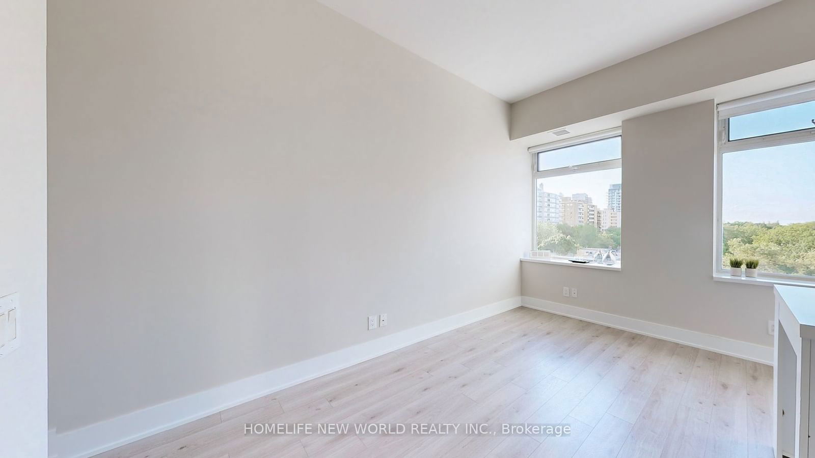 111 St Clair Ave W, unit 622 for rent - image #5