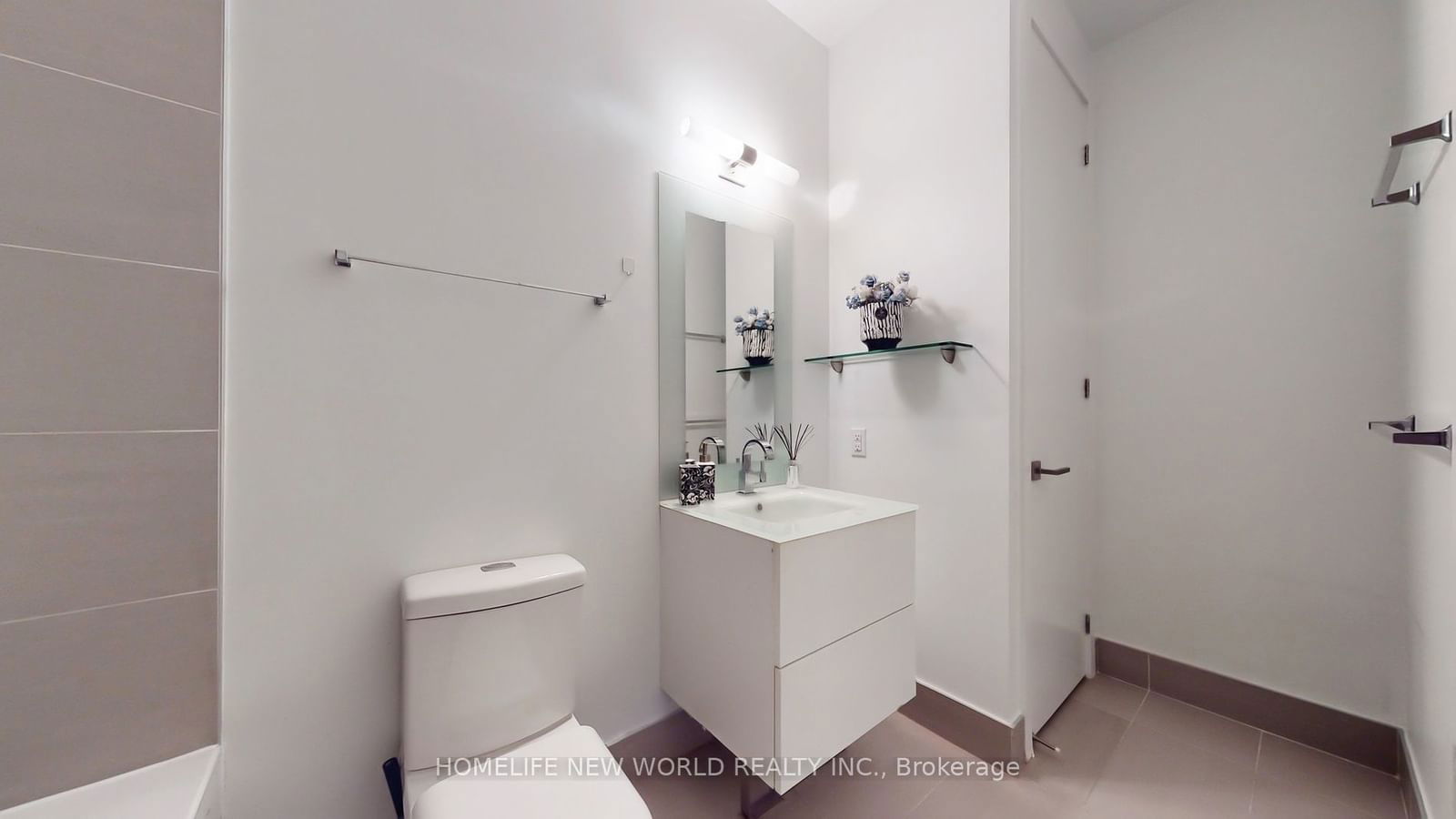 111 St Clair Ave W, unit 622 for rent - image #6