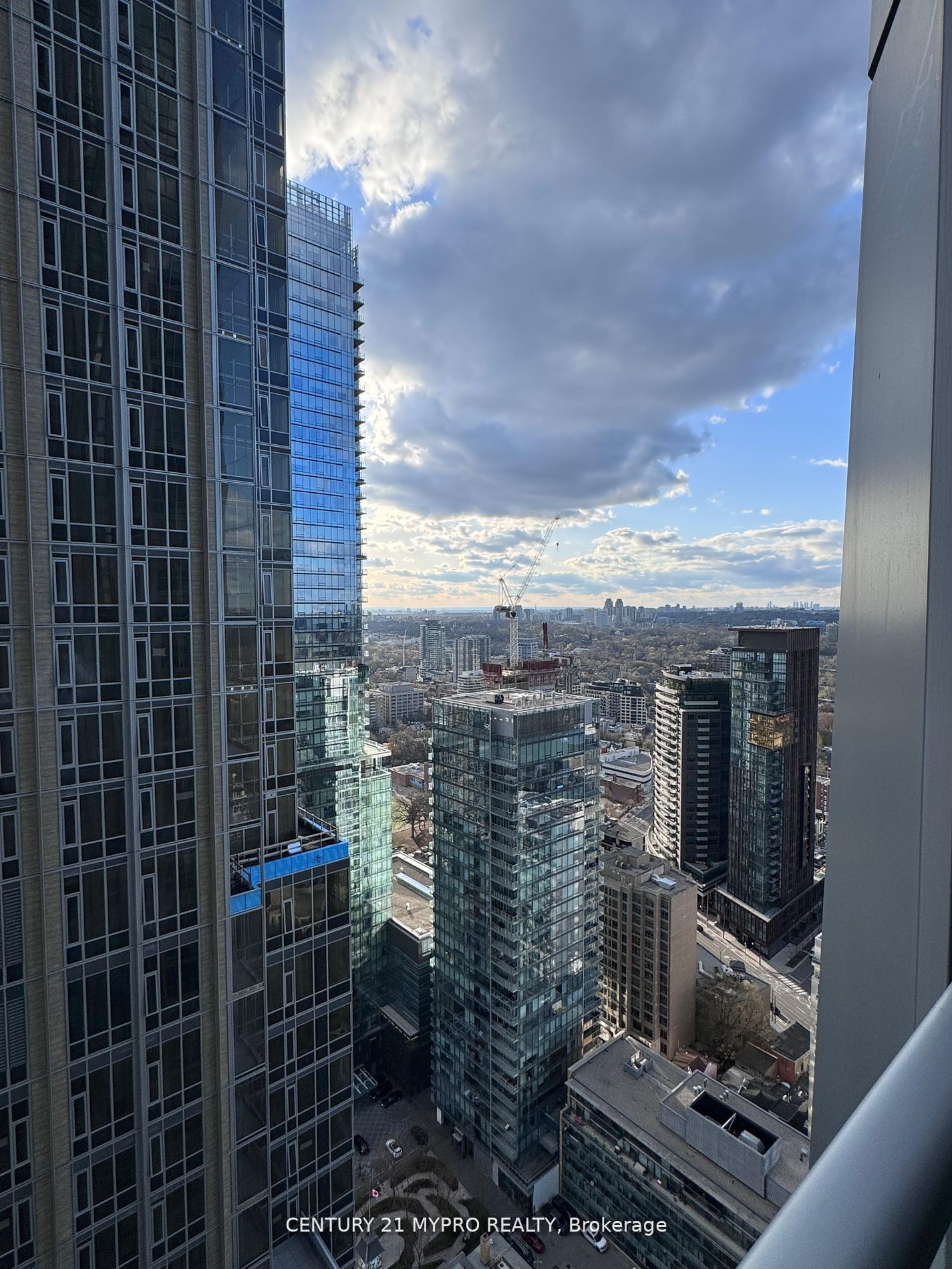 1 Yorkville Ave, unit 3603 for rent