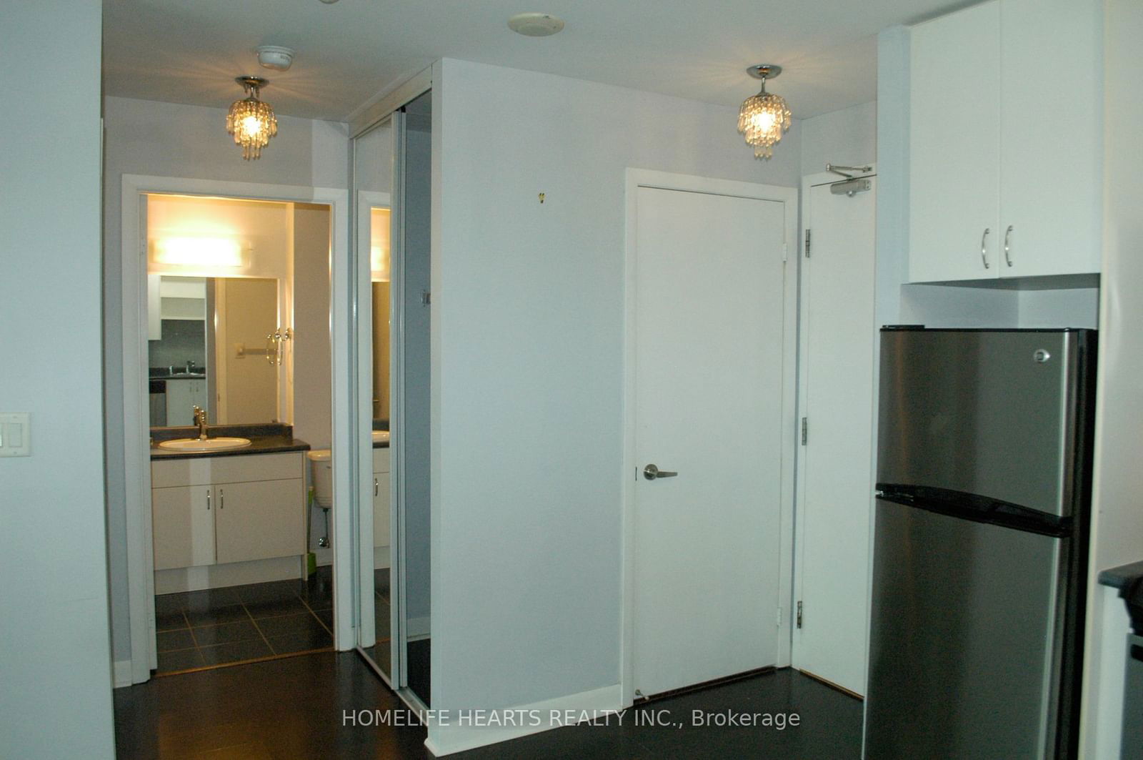 600 Fleet St, unit 723 for rent - image #13