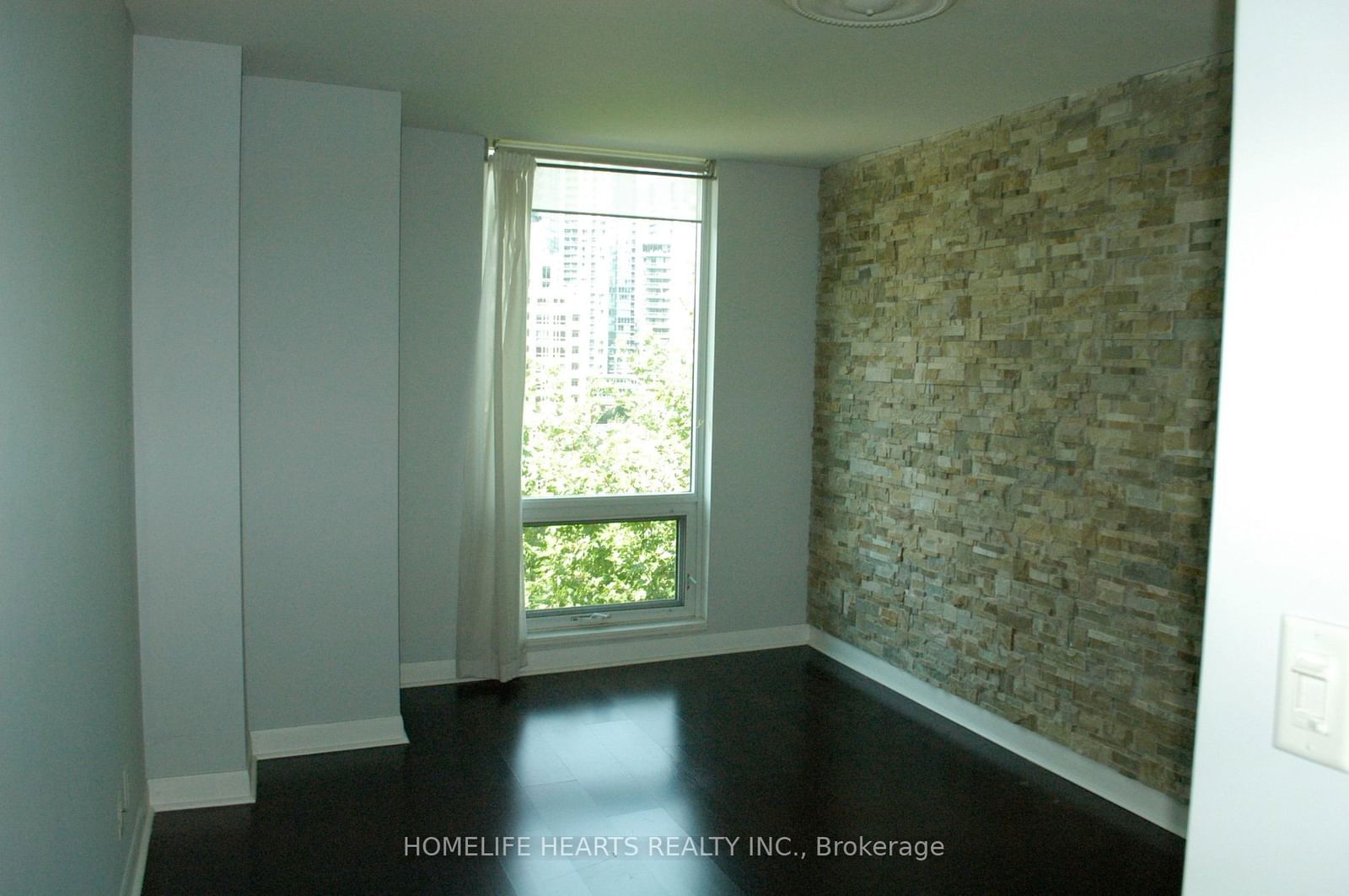 600 Fleet St, unit 723 for rent