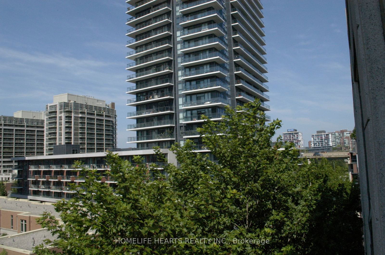 600 Fleet St, unit 723 for rent - image #30