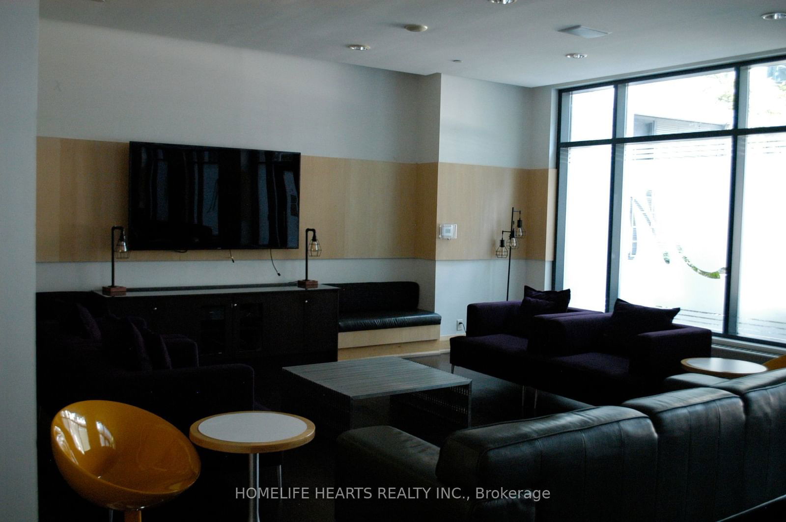 600 Fleet St, unit 723 for rent - image #39