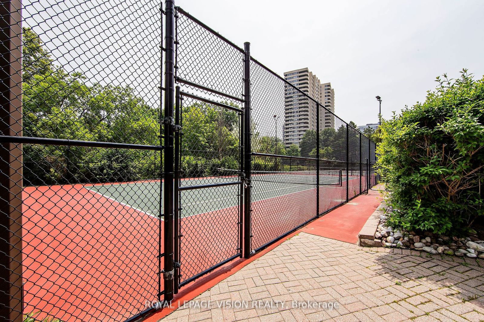 Concorde Park I Condos, North York, Toronto