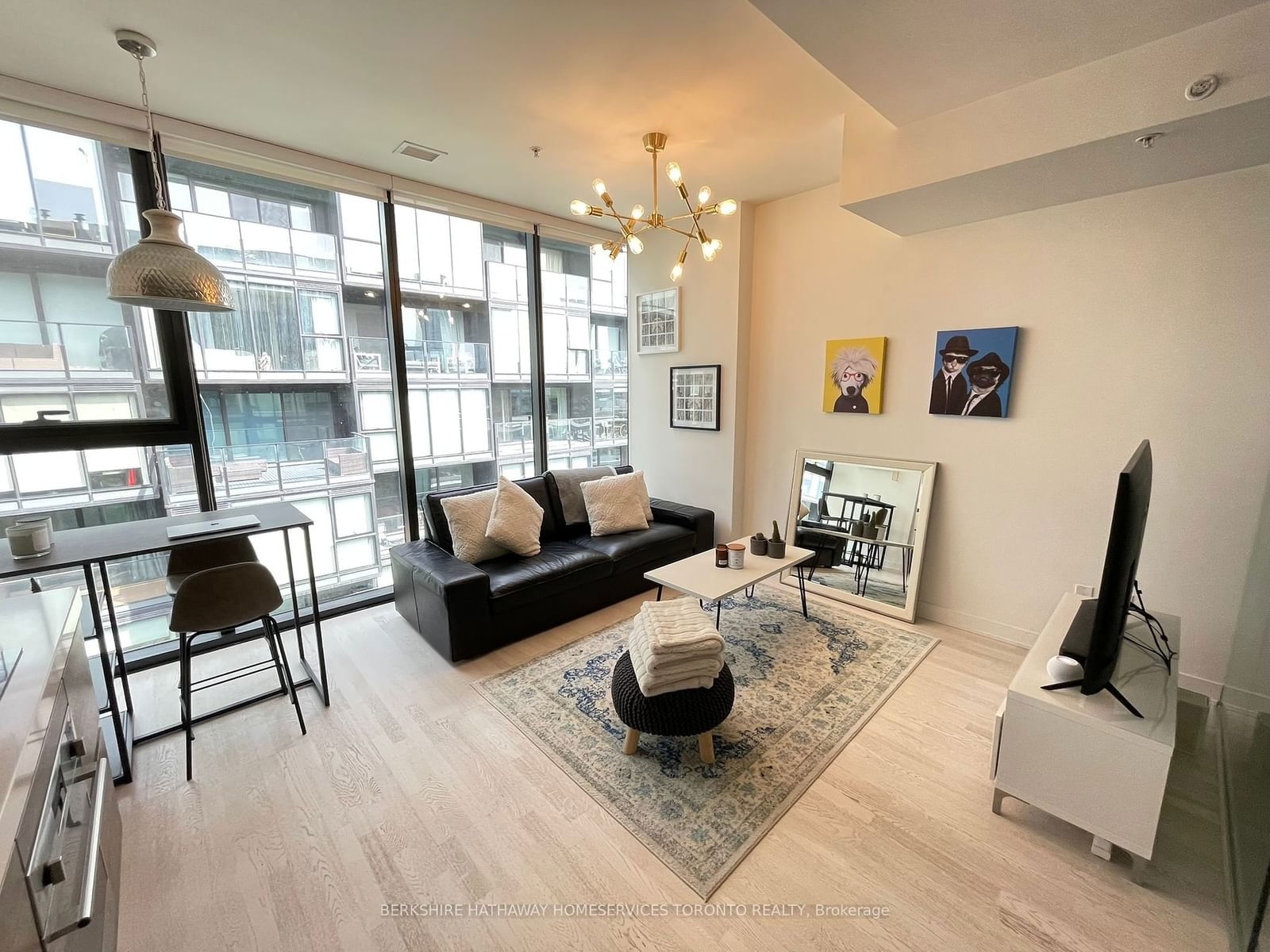 38 Stewart St, unit 1105 for rent - image #1